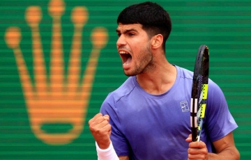 Alcaraz Lội Ngược Dòng Kịch Tính, Tsitsipas Bất Ngờ Dừng Bước Tại Monte Carlo