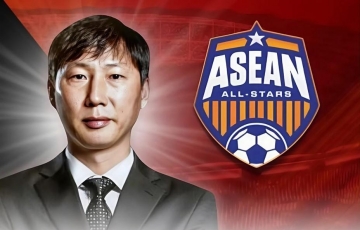 HLV Kim Sang Sik Dẫn Dắt ASEAN All Stars Đối Đầu Manchester United: Truyền Thông Malaysia Phản Ứng