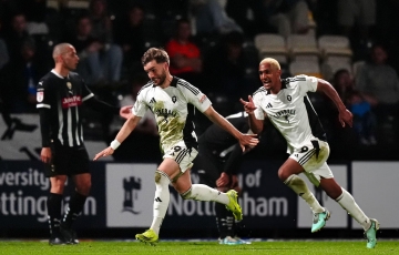 Salford City và Doncaster: Trận đấu kịch tính tại League Two