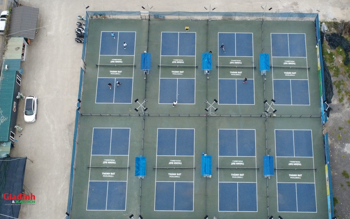 Sân Pickleball và Bãi Xe Trái Phép Tràn Lan Trên Đất Dự Án Ở Cầu Giấy: Cơ Quan Chức Năng Vẫn Chưa Can Thiệp