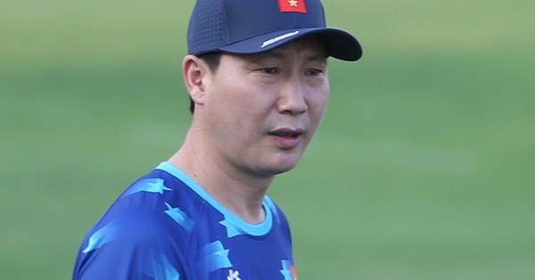 Thủ môn Đình Triệu vắng mặt bất ngờ tại V.League, hy vọng trở lại kịp đấu Malaysia