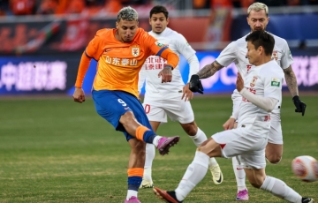 Cuộc đối đầu hấp dẫn giữa Qingdao West Coast và Shandong Taishan tại vòng 7 Super League