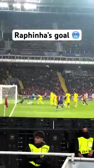 Barca bị nghi vấn nhận lợi thế từ công nghệ việt vị