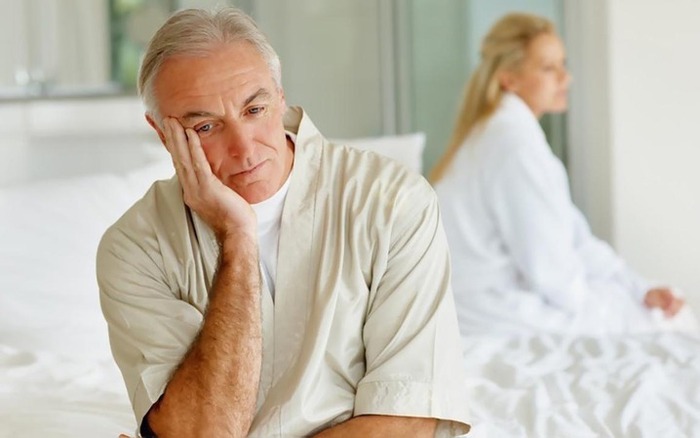 Mãn dục nam: Ảnh hưởng đến giấc ngủ và cách cải thiện sức khỏe