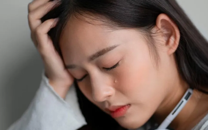 Tình yêu nơi công sở: Bị sếp ngăn cấm, chúng tôi phải đối mặt với nhiều thử thách