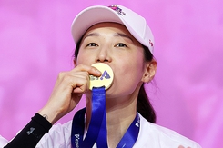 Kim Yeon Koung: Huyền thoại bóng chuyền giã từ sự nghiệp ở tuổi 37 với chức vô địch và danh hiệu MVP