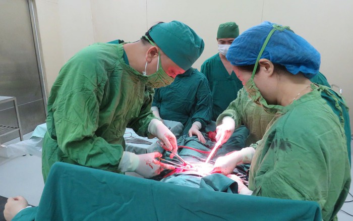 Phép màu y tế: Bệnh viện Bắc Kạn cứu sống sản phụ sinh non trong tình trạng nguy kịch