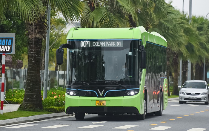 Hà Nội Đặt Mục Tiêu 100% Xe Buýt Chạy Điện Đến Năm 2030