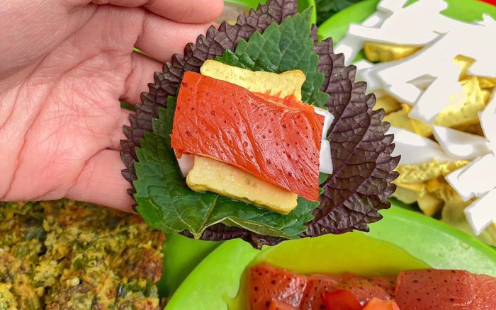 Sứa Đỏ Hà Thành: Món Ngon Đặc Sản Mùa Xuân Khiến Thực Khách Mê Mẩn