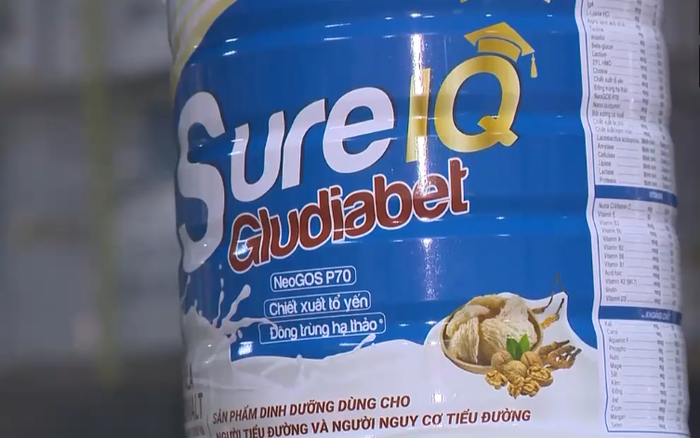Bùng phát sữa bột giả: Phụ huynh hoang mang vì con bị lừa dùng sản phẩm kém chất lượng