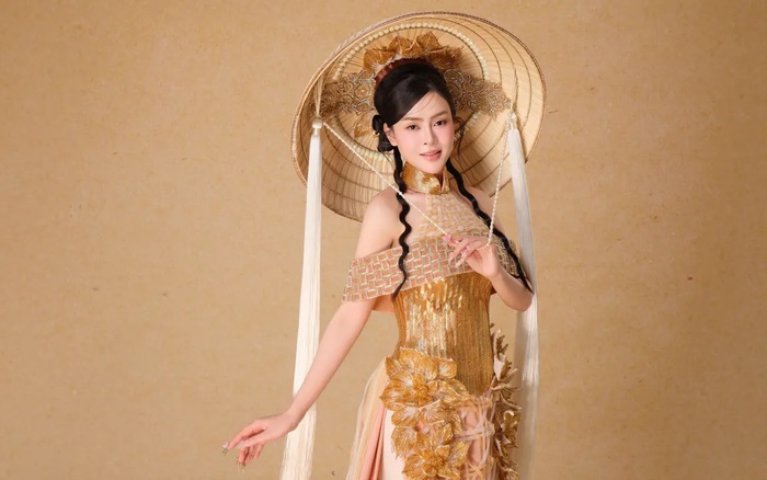 Lý Kim Thảo tỏa sáng trong áo dài 'Mộc Tre' tôn vinh nghề thủ công truyền thống