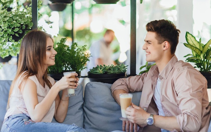 Cảnh báo: 5 cung hoàng đạo cần thận trọng khi kết bạn, Cự Giải và Nhân Mã đứng đầu danh sách 'nguy hiểm'