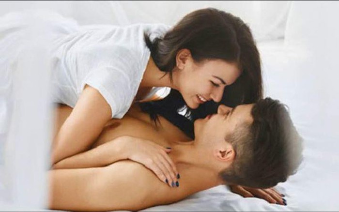 Cơ thể tiết lộ sự hứng thú và khát khao qua những dấu hiệu tinh tế
