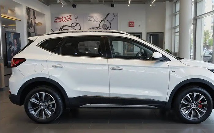 MG Astor 2025: SUV Hạng B Giá Rẻ Thách Thức Mitsubishi Xforce Tại Ấn Độ