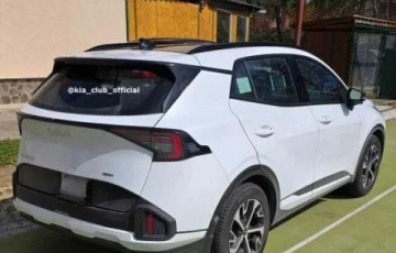 Kia Sportage 2025 Bản Trục Ngắn Lộ Diện: Đối Thủ Mới Của Seltos?