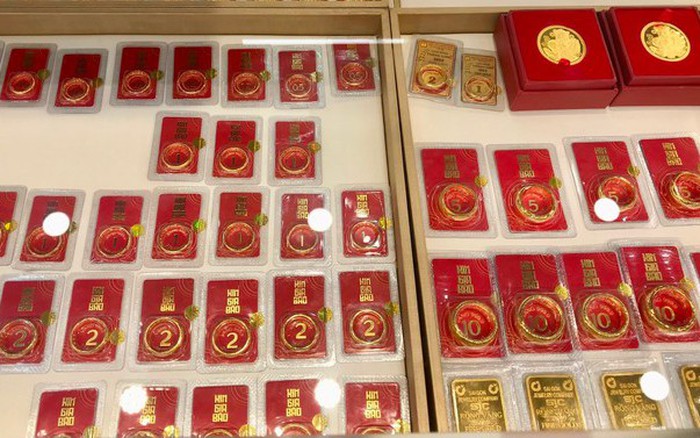 Giá vàng bùng nổ, đạt đỉnh mới gần 104 triệu đồng/lượng vào ngày 10/4