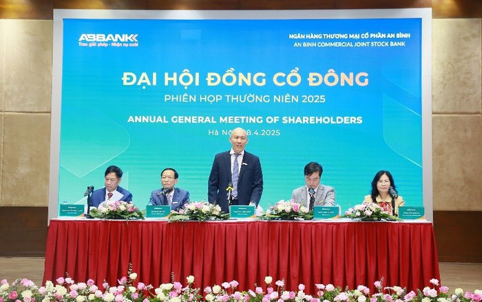 ABBANK đặt mục tiêu lợi nhuận 1.800 tỷ đồng năm 2025, tăng tốc chuyển đổi số và phát triển bền vững